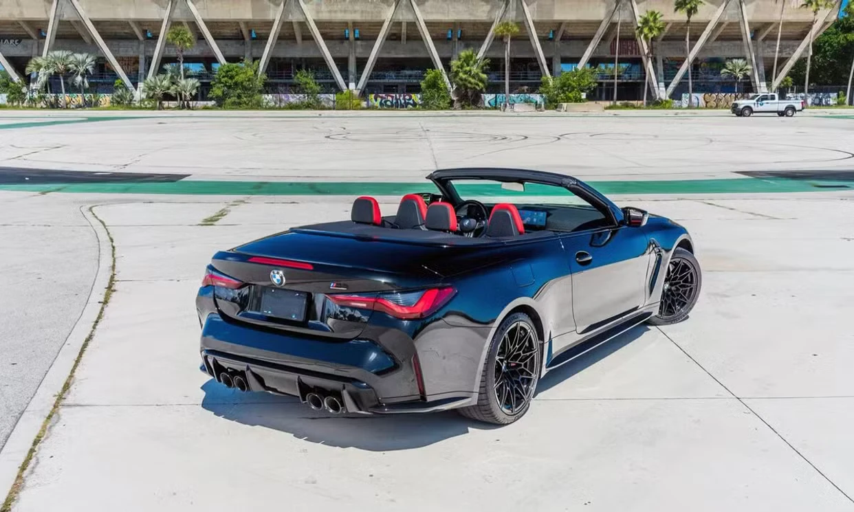 BMW M4 Competition xDrive 2024 — vehicle gallery, photo 6