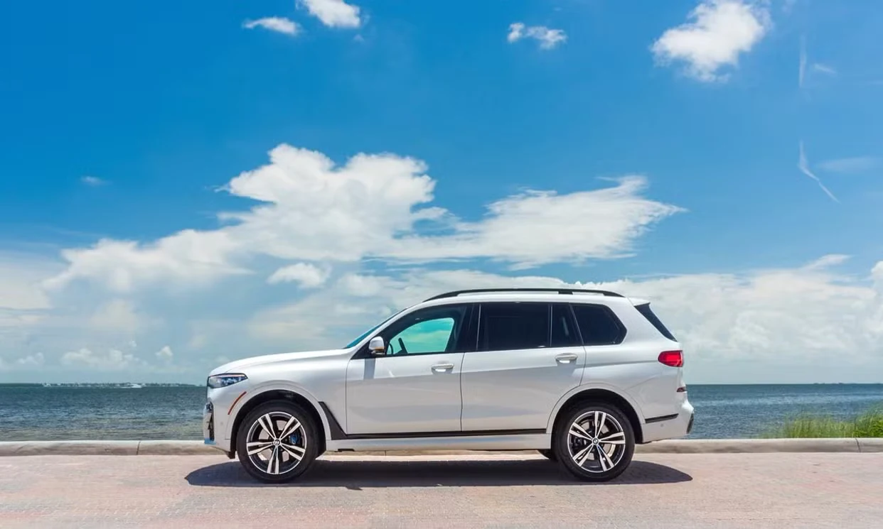 BMW X7 xDrive40i 2022 — vehicle gallery, photo 5