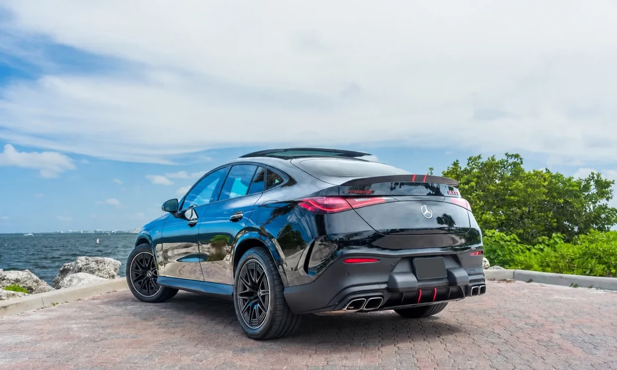 Mercedes-AMG GLC 63 S E Performance 2025 — vehicle gallery, photo 5