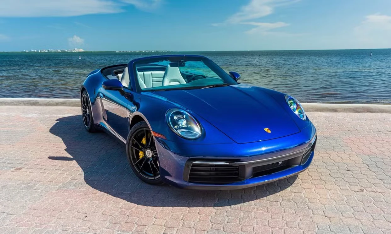 Porsche 911 Carrera 2021 — vehicle gallery, photo 13