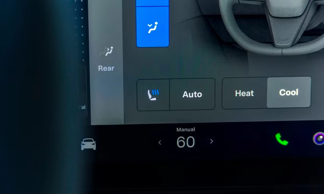 Tesla Model X 2024 — vehicle gallery, photo 13